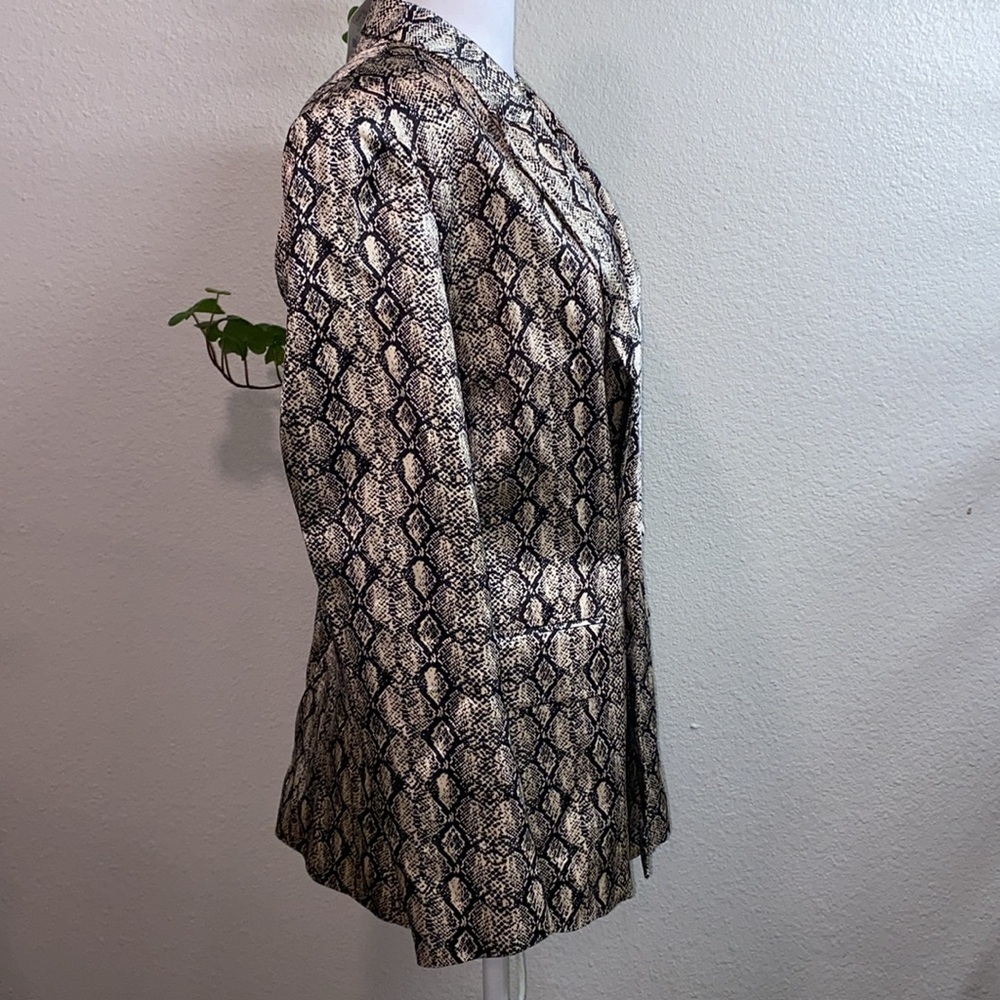 Zara Women Snakeskin Print Women's Blazer, Long Sleeve, Women Size Small‎ - Picture 6 of 15